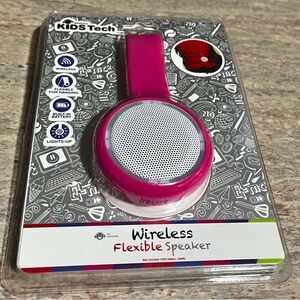 NIB Vivitar Kids Tech wireless flexible speaker